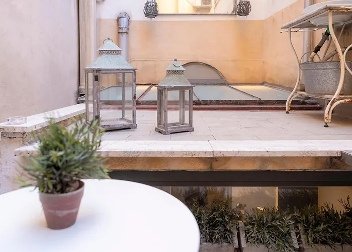 Apartment Homehouse Serpenti - Colosseum - Rione Monti Rome